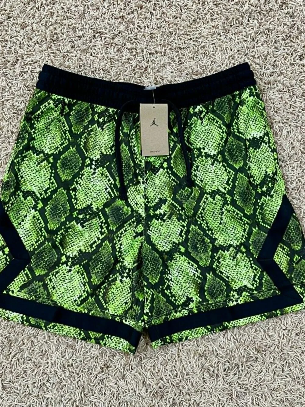 Jordan Sport Men's Dri-FIT Mesh Diamond Shorts Electric Green HF9907-358, Size L